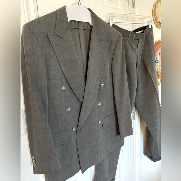 Valentino 2-pc Men’s Suit double breasted plaid gray - Picture 15 of 16